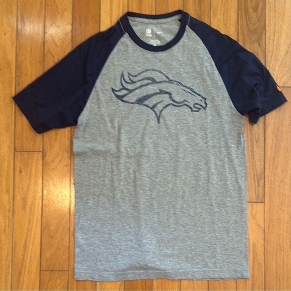 NFL Denver Broncos Gray and Blue Short Sleeve Tee